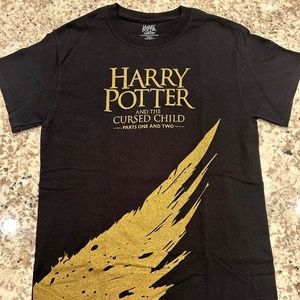 Harry Potter and The Cursed Child Parts One and Two T-Shirt Size Small